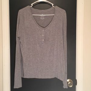 American Eagle long sleeve Henley shirt